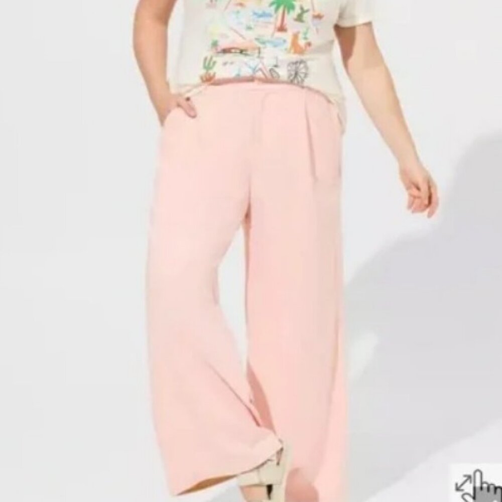 Torrid 22 - Pink Crepe Wide Leg Pant